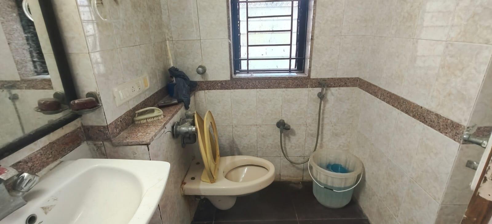 2 BHK Flat for Sale in Emerald Isle 2, Goregaon East