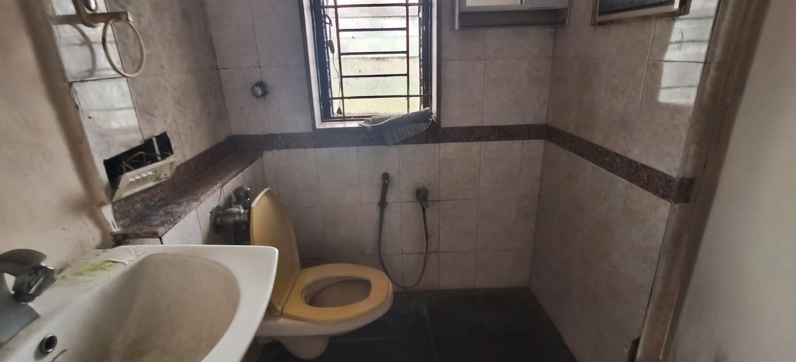 2 BHK Flat for Sale in Emerald Isle 2, Goregaon East